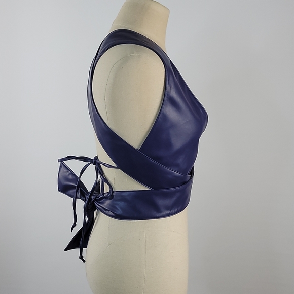 NWT Fashion nova Danna PU top - Picture 3 of 7